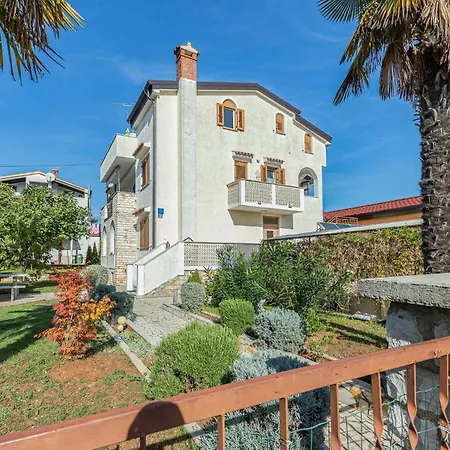House Near The Sea & Center - Pet Friendly Porec